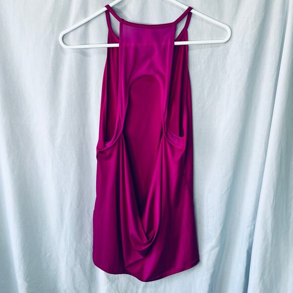Under Armour Open Back Pink Tank Top New L - Picture 4 of 5